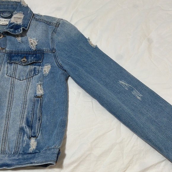 Ci Sono Distressed Denim Jacket - Picture 5 of 13
